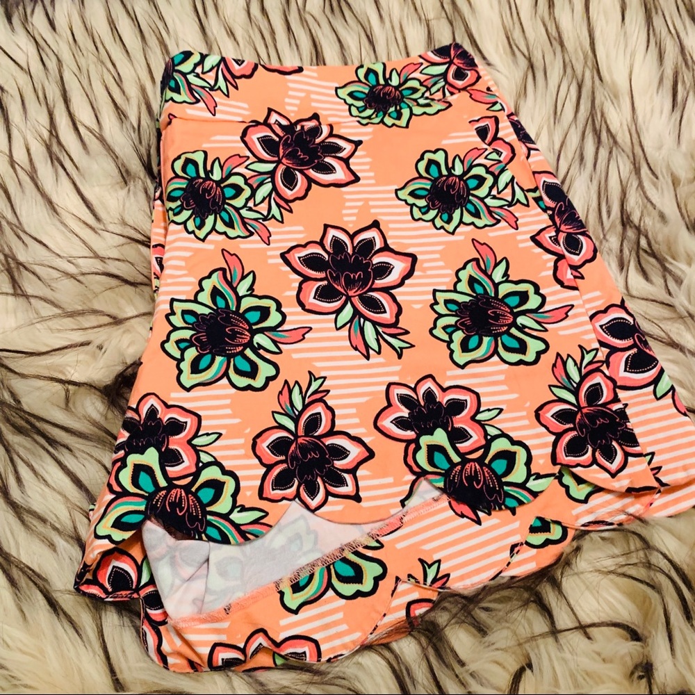 Bright Floral Printed Short
